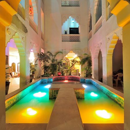 Staybook-Jyoti Mahal A Heritage Hotel New Delhi Eksteriør billede