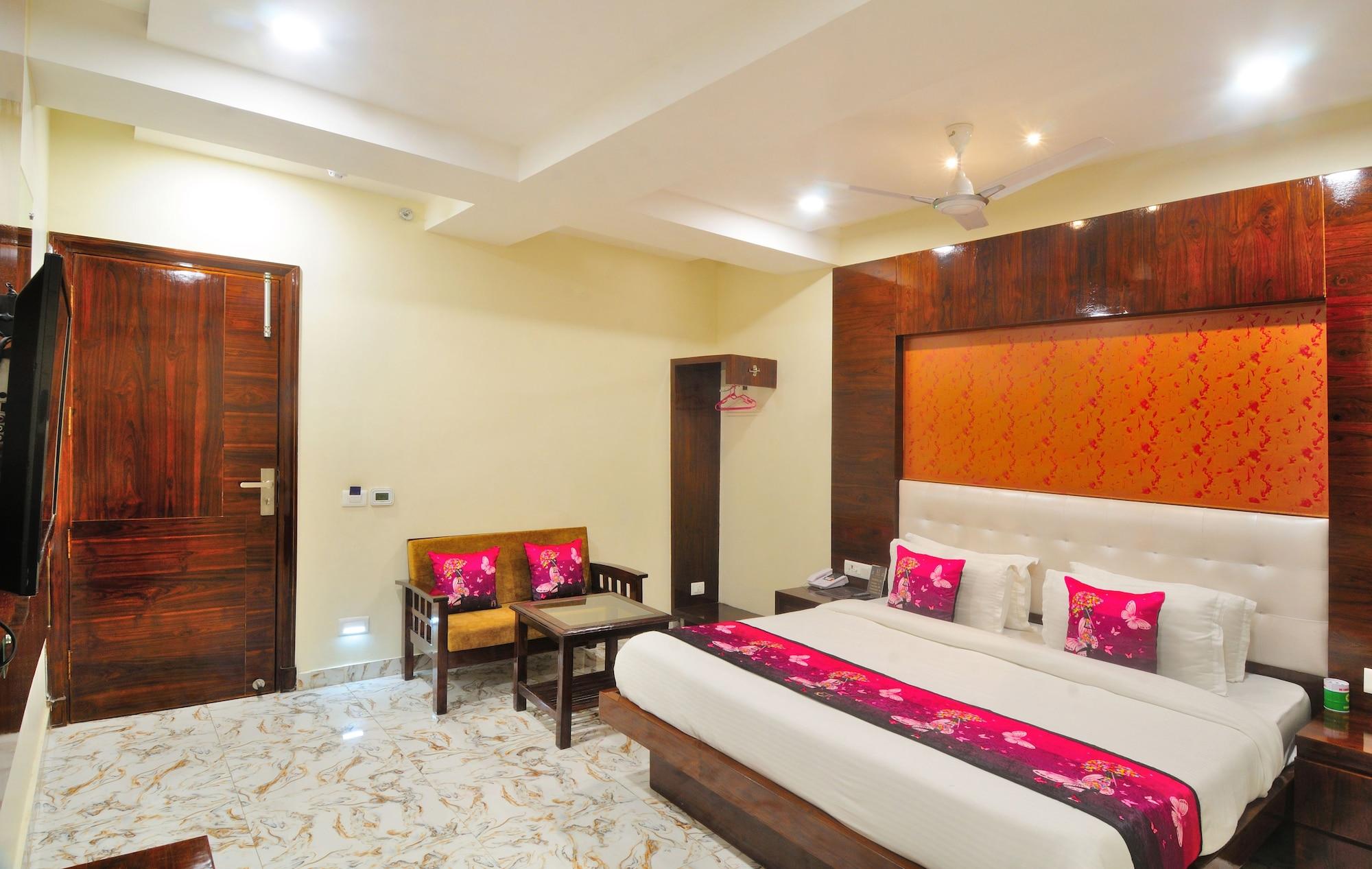 Staybook-Jyoti Mahal A Heritage Hotel New Delhi Eksteriør billede