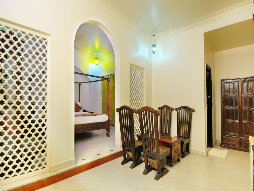 Staybook-Jyoti Mahal A Heritage Hotel New Delhi Eksteriør billede