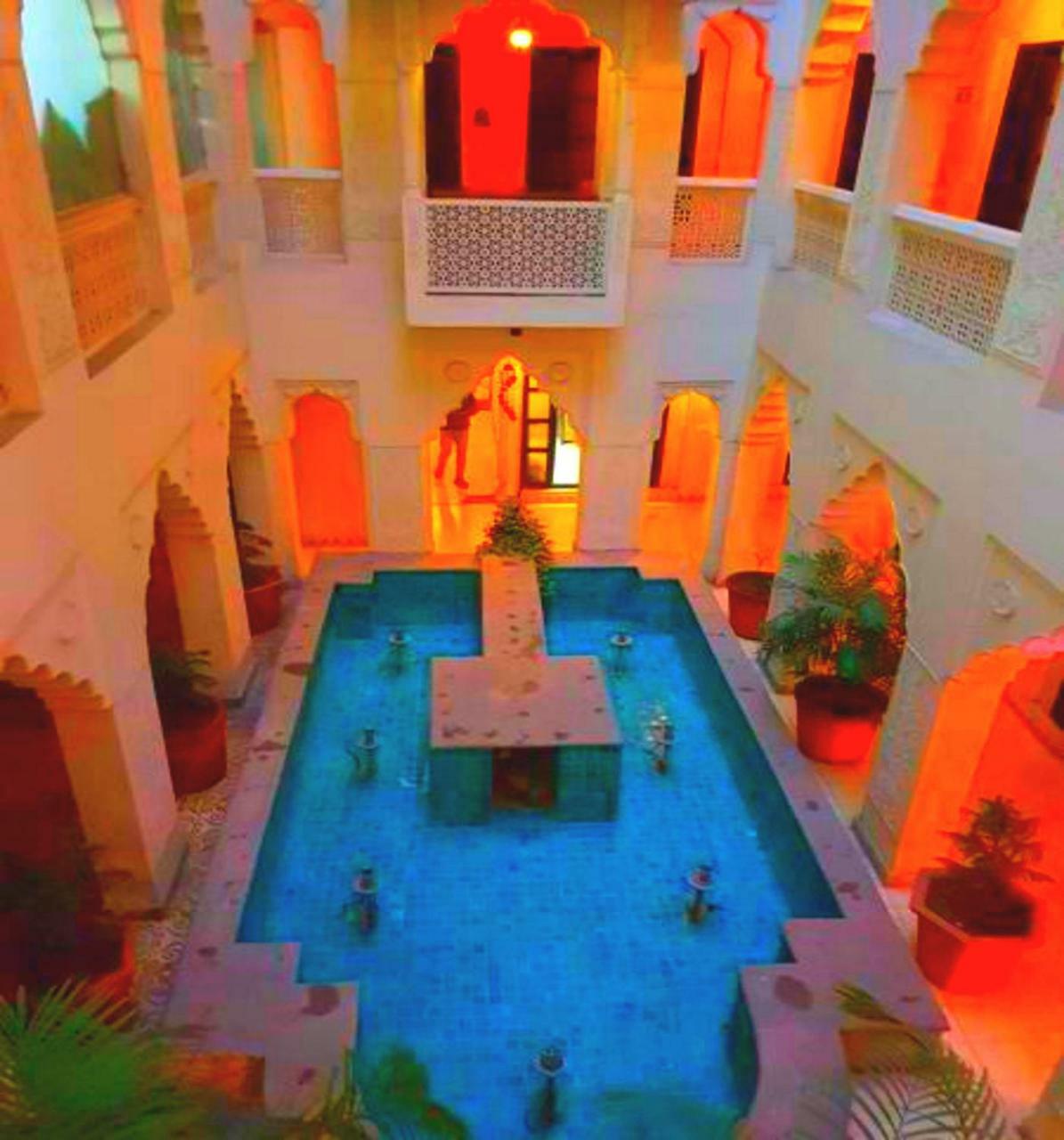 Staybook-Jyoti Mahal A Heritage Hotel New Delhi Eksteriør billede